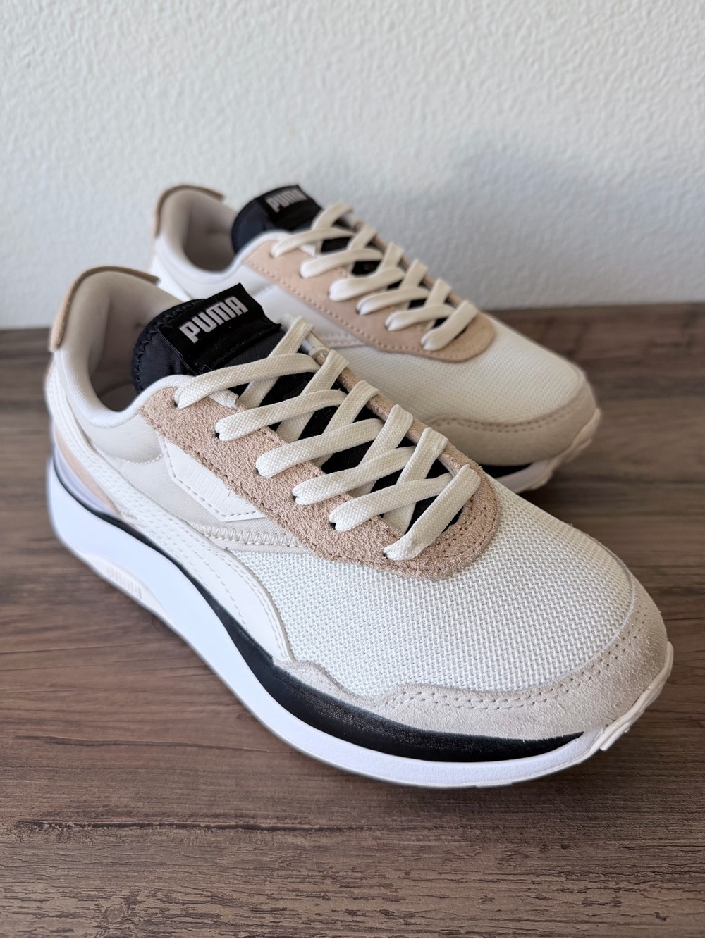 Puma Cruise Rider Silk Road Sneaker Coral/Beige/Creme Suede (7.5) Excellent/Mint
